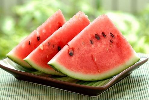 Skivor vattenmelon för viktminskning